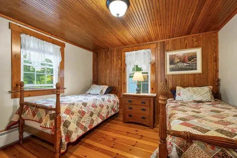 2384 White Mountain Highway Conway NH 03860