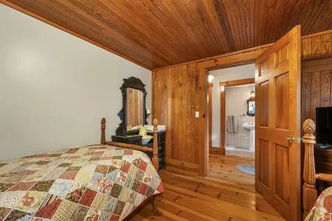 2384 White Mountain Highway Conway NH 03860