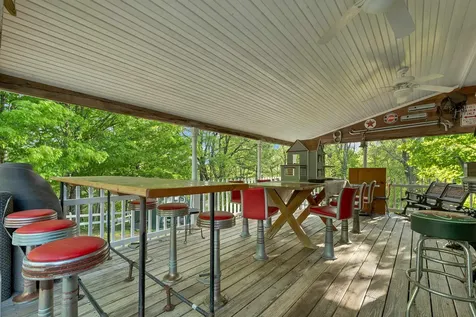 2384 White Mountain Highway Conway NH 03860