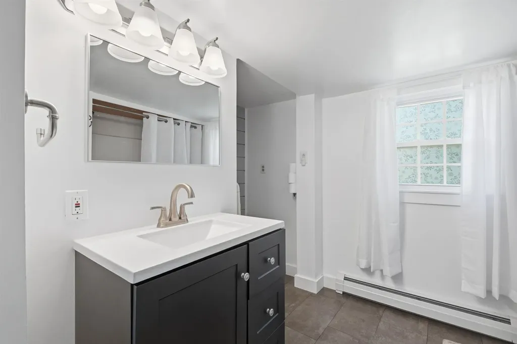 55 Bible Hill Road Warner NH 03278