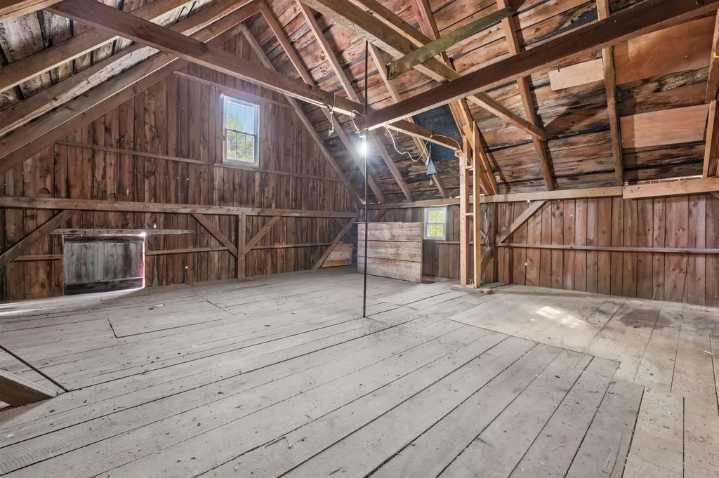 55 Bible Hill Road Warner NH 03278
