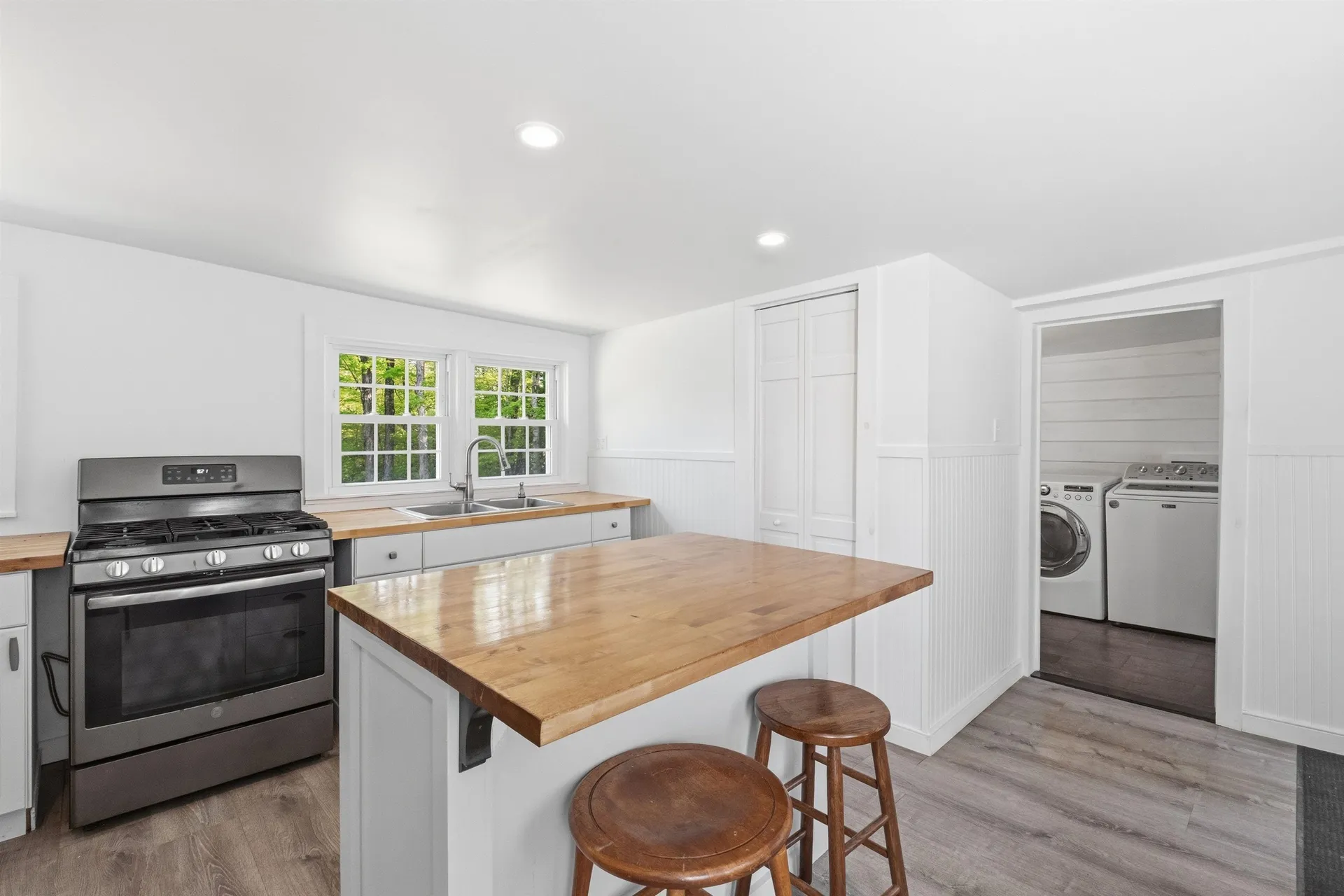 55 Bible Hill Road Warner NH 03278