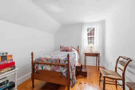 55 Bible Hill Road Warner NH 03278