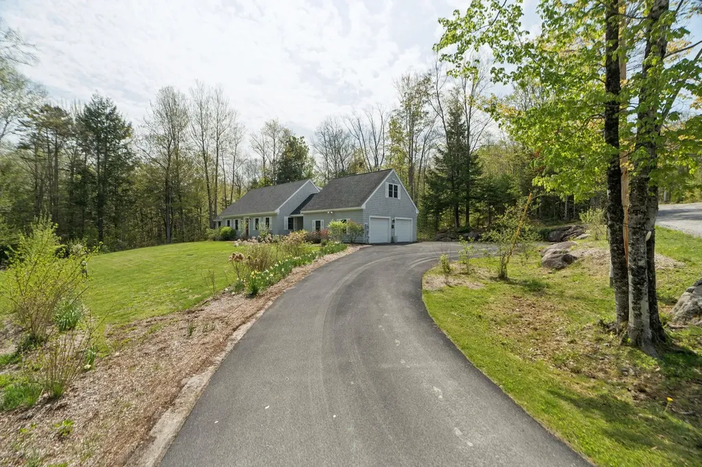 137 Woodland Heights Grantham NH 03753