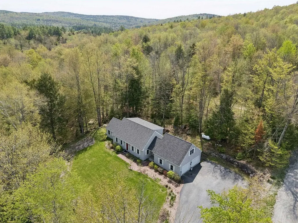 137 Woodland Heights Grantham NH 03753