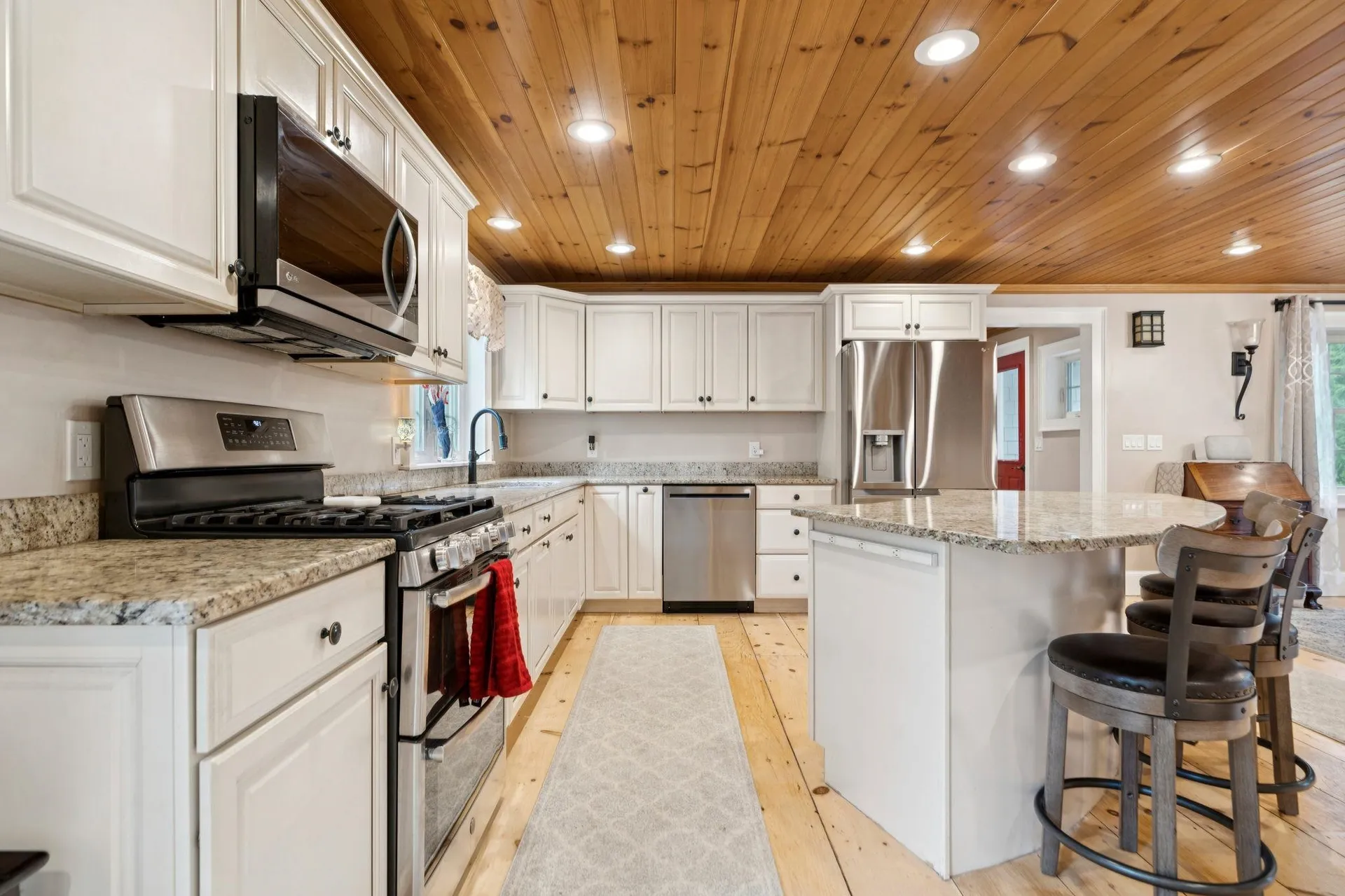 137 Woodland Heights Grantham NH 03753