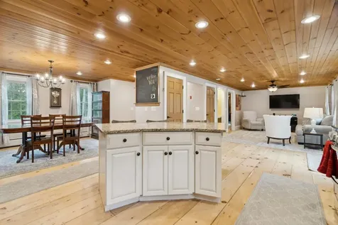137 Woodland Heights Grantham NH 03753