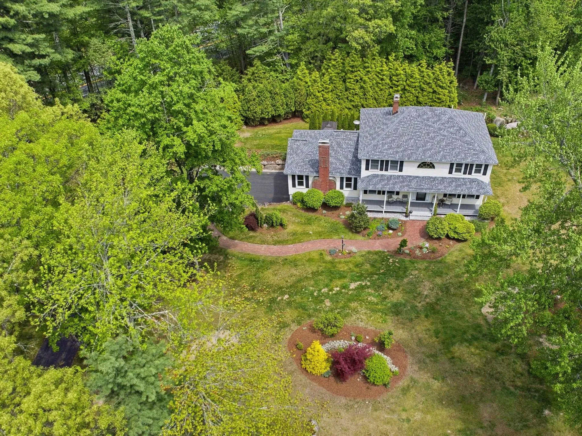 4 Hunters Road Bedford NH 03110