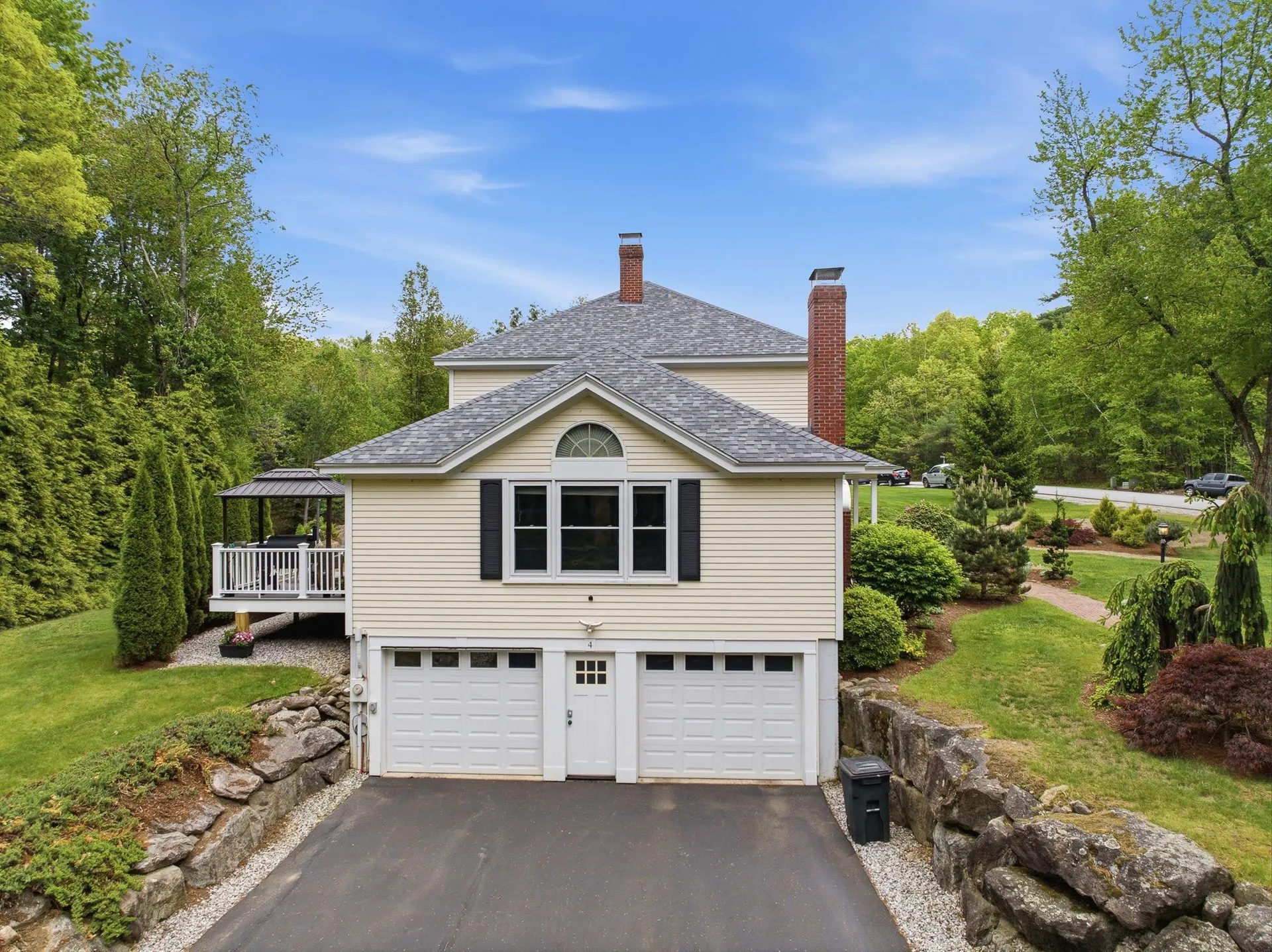 4 Hunters Road Bedford NH 03110