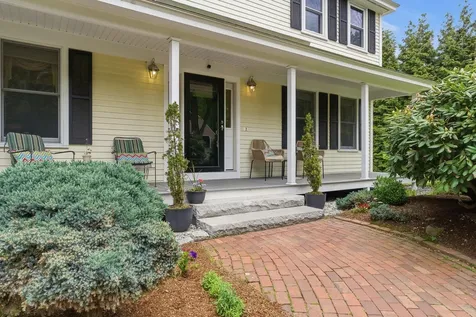 4 Hunters Road Bedford NH 03110
