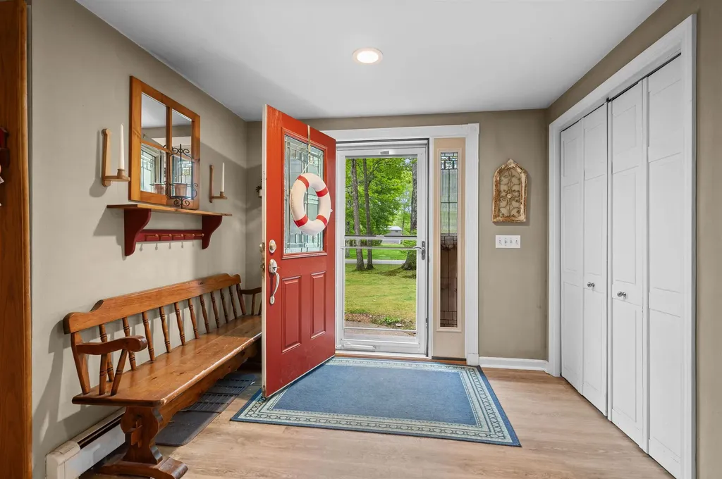 4 Deer Ridge Lane Kittery ME 03904-5610