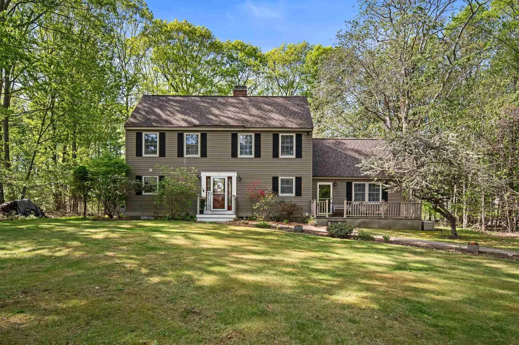 4 Deer Ridge Lane Kittery ME 03904-5610