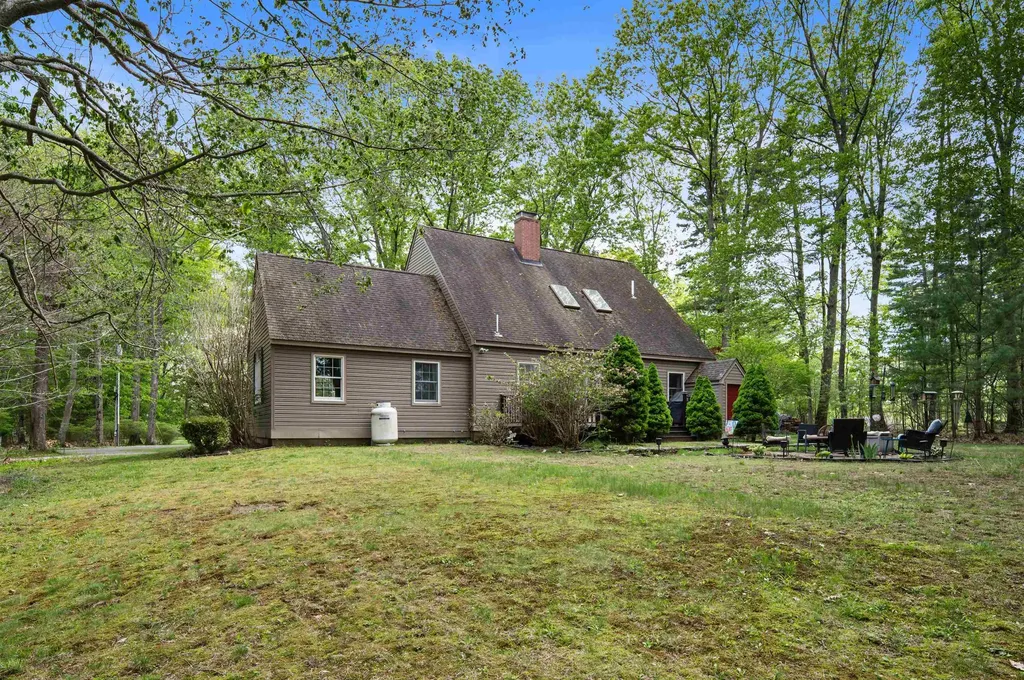 4 Deer Ridge Lane Kittery ME 03904-5610