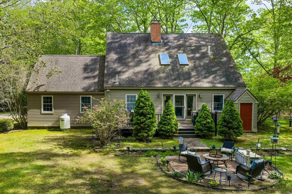 4 Deer Ridge Lane Kittery ME 03904-5610
