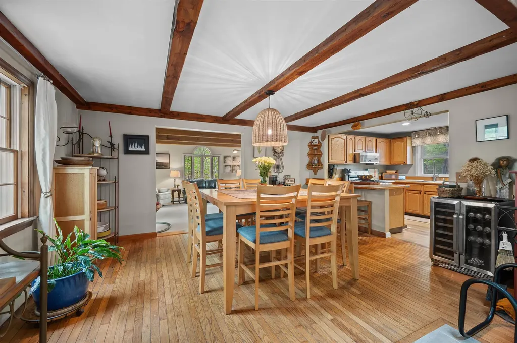 4 Deer Ridge Lane Kittery ME 03904-5610