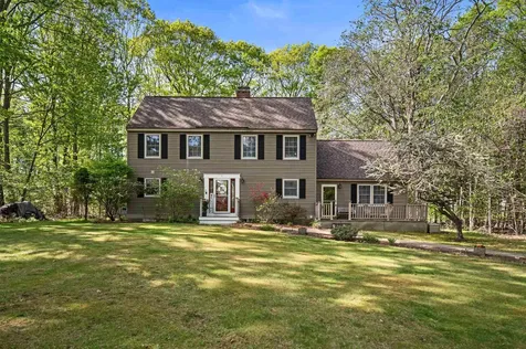 4 Deer Ridge Lane Kittery ME 03904-5610