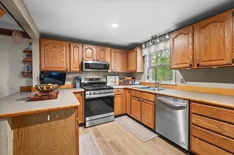 4 Deer Ridge Lane Kittery ME 03904-5610