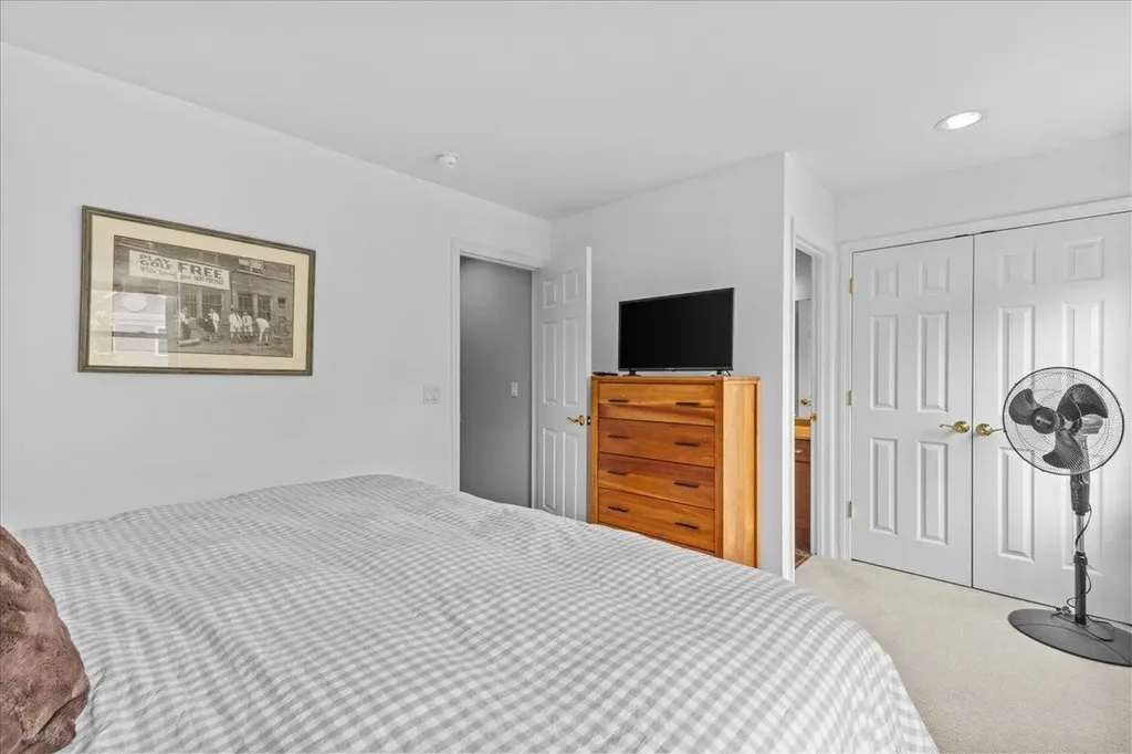 47 Finch Court South Burlington VT 05403