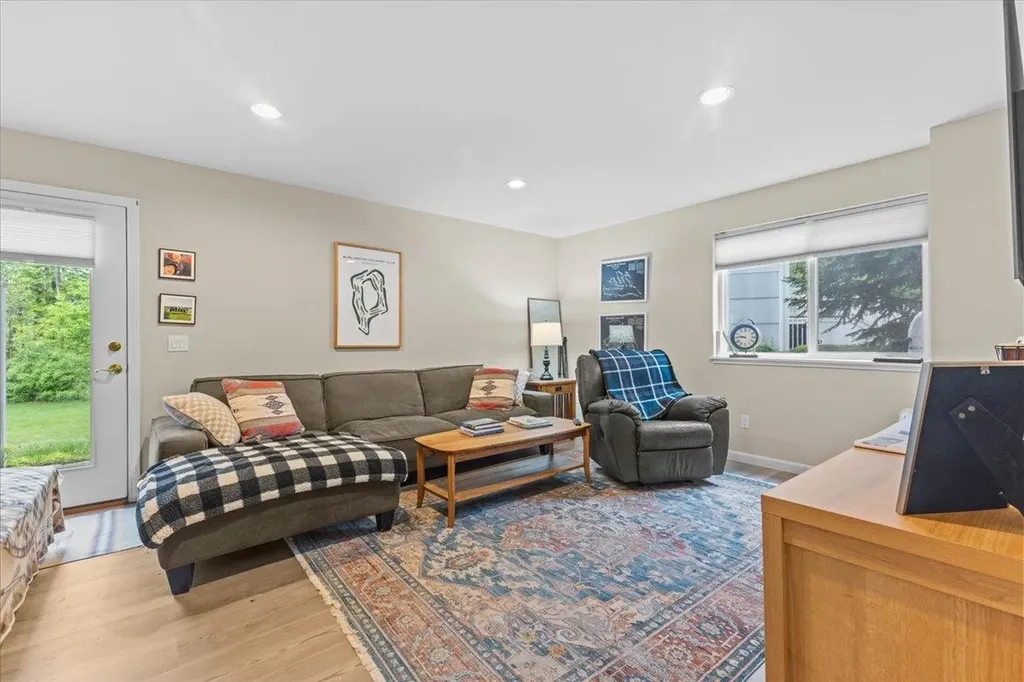 47 Finch Court South Burlington VT 05403