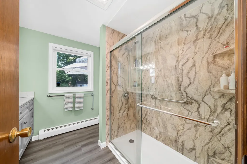 17 Willey Street Rochester NH 03867