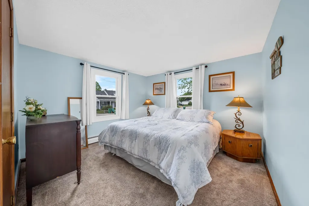 17 Willey Street Rochester NH 03867