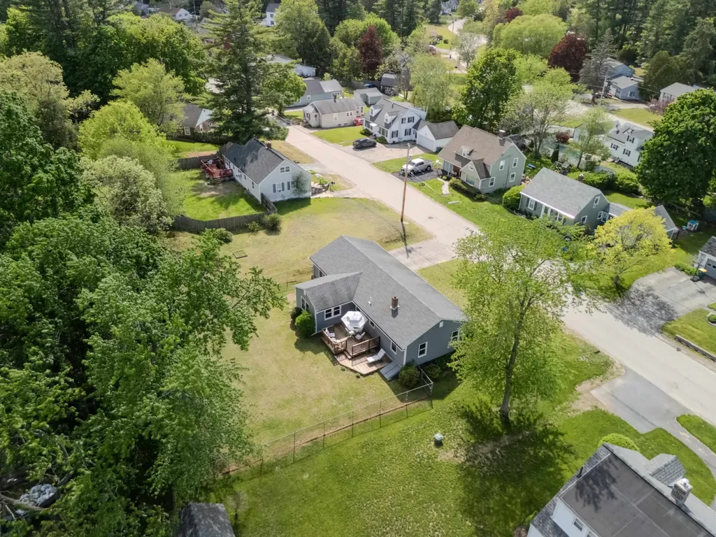 17 Willey Street Rochester NH 03867