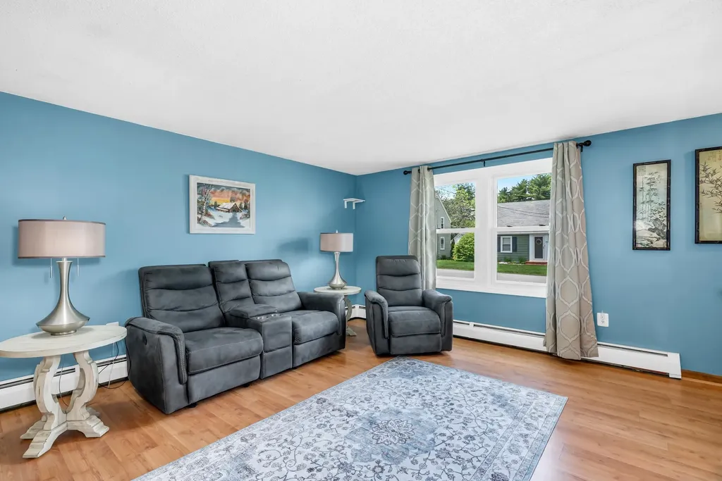 17 Willey Street Rochester NH 03867