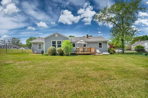 17 Willey Street Rochester NH 03867
