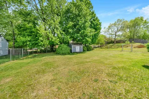 17 Willey Street Rochester NH 03867