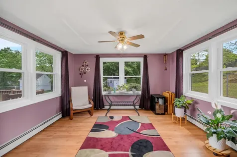 17 Willey Street Rochester NH 03867