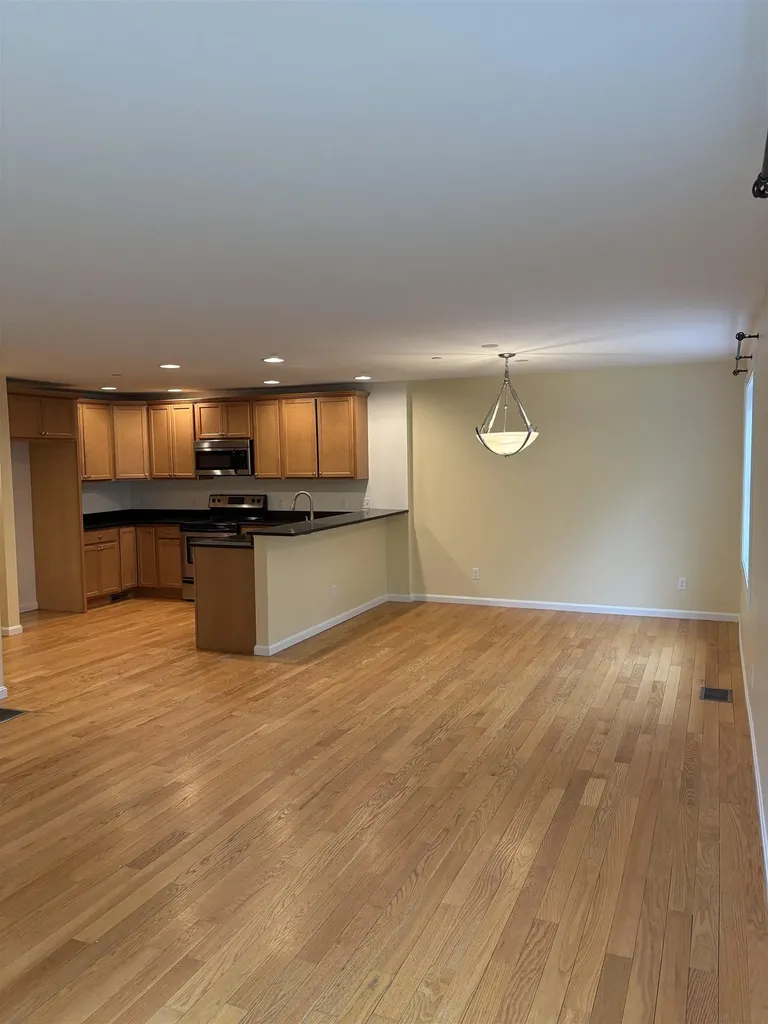 274 Littleworth Road Madbury NH 03823