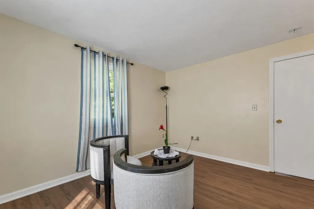 9 Mahogany Drive Nashua NH 03062