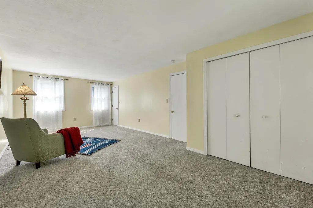 9 Mahogany Drive Nashua NH 03062