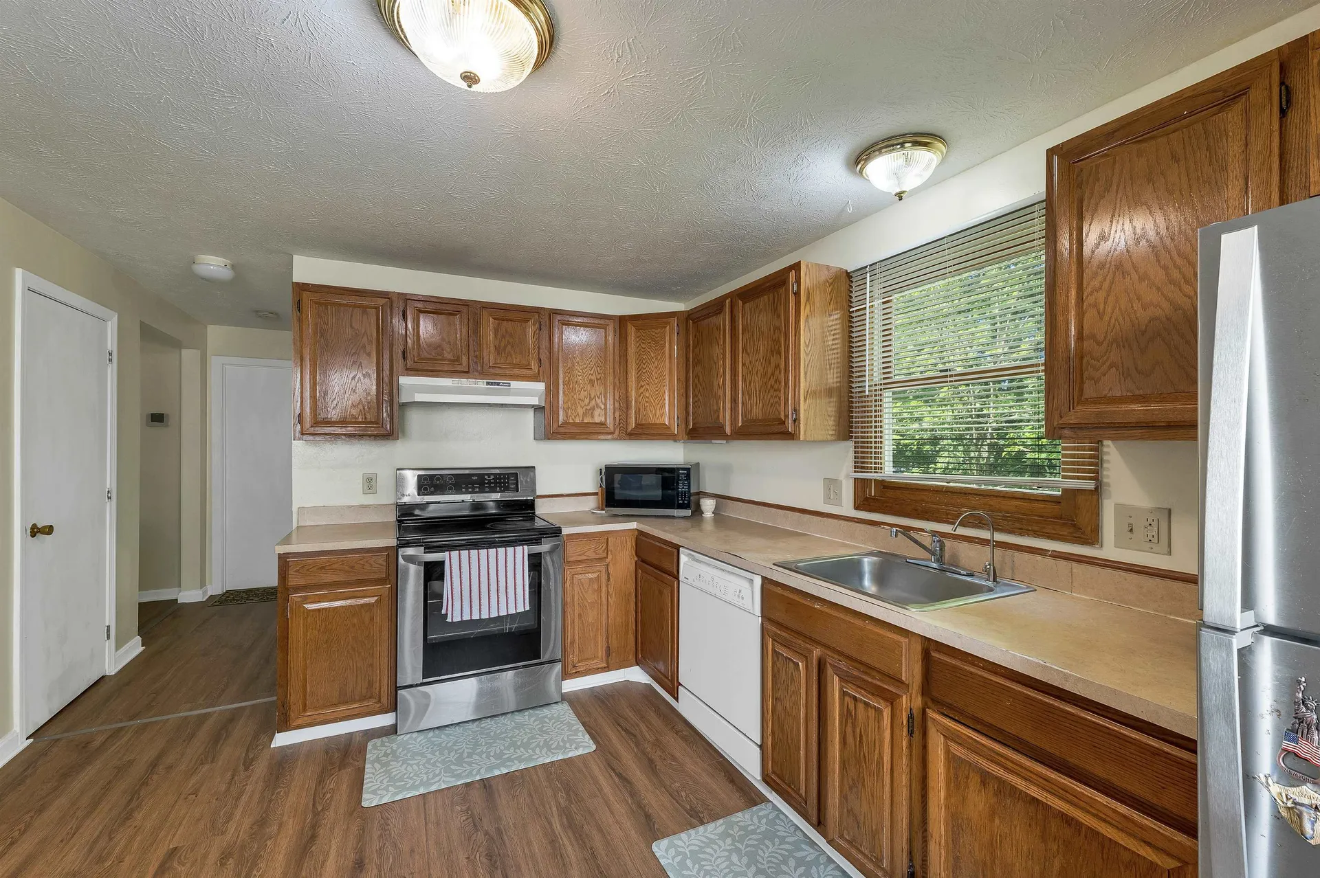 9 Mahogany Drive Nashua NH 03062