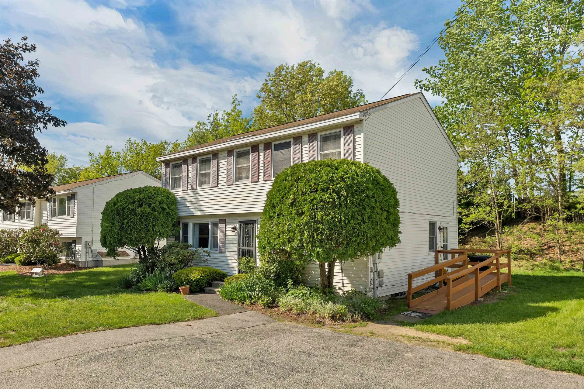 9 Mahogany Drive Nashua NH 03062