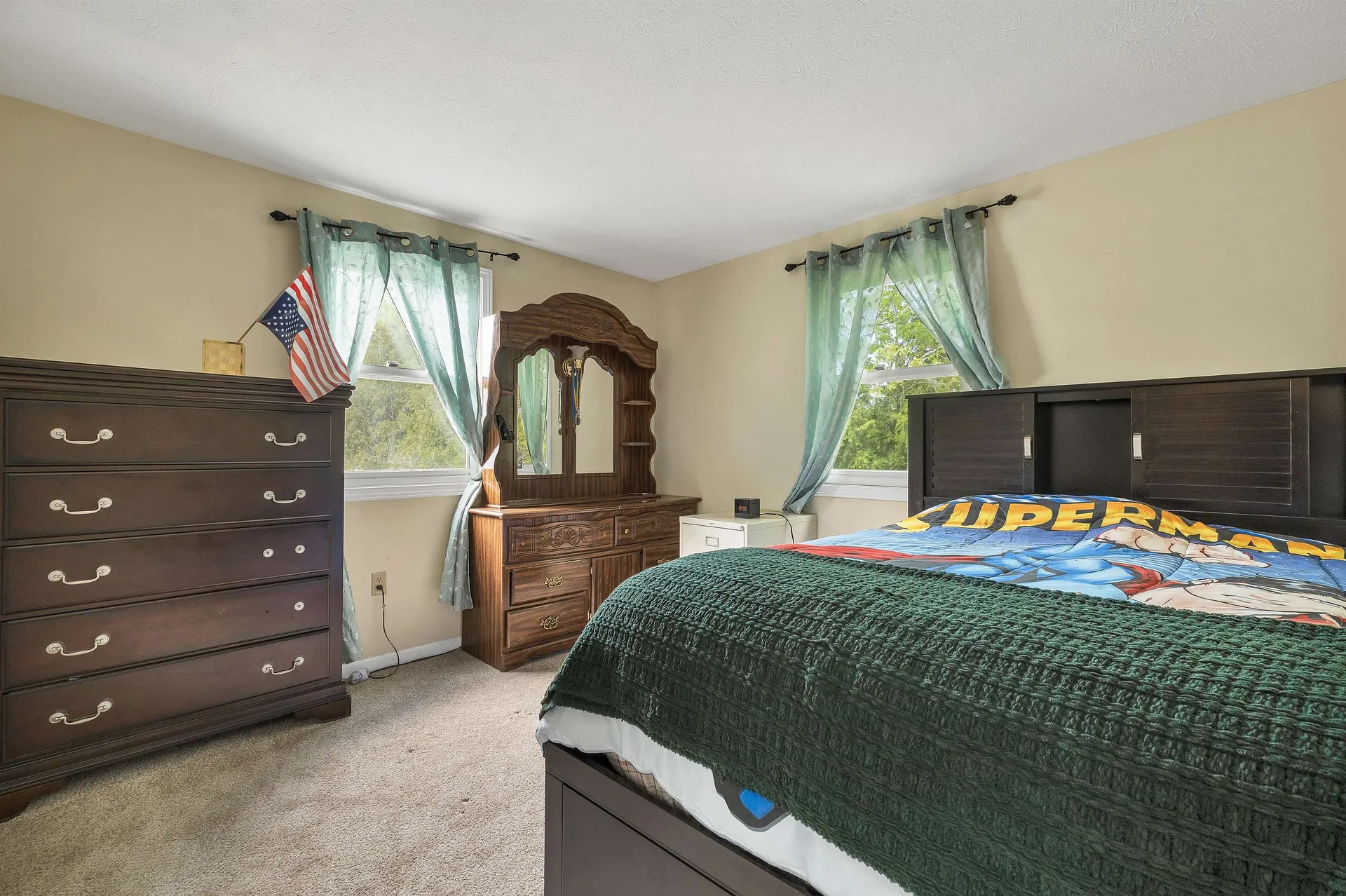 9 Mahogany Drive Nashua NH 03062