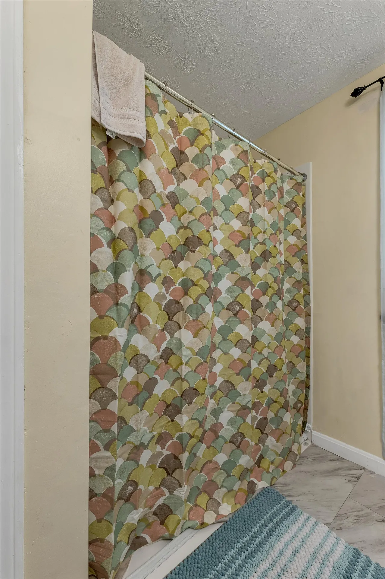 9 Mahogany Drive Nashua NH 03062