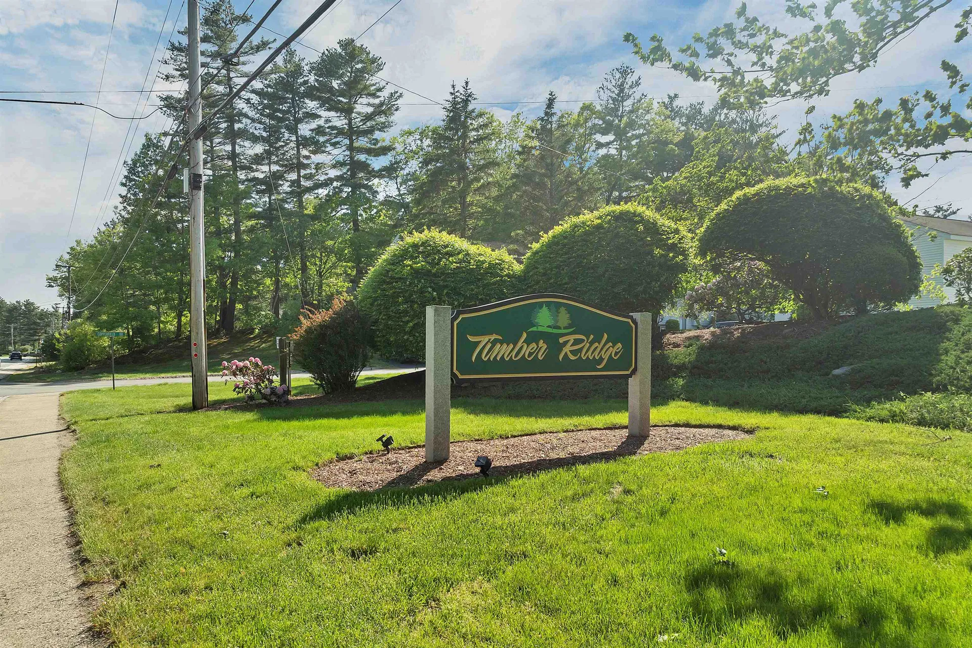 9 Mahogany Drive Nashua NH 03062