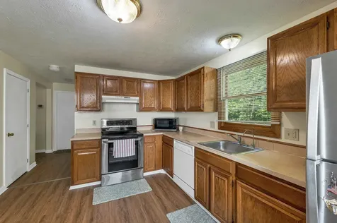 9 Mahogany Drive Nashua NH 03062
