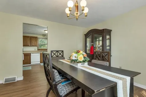9 Mahogany Drive Nashua NH 03062