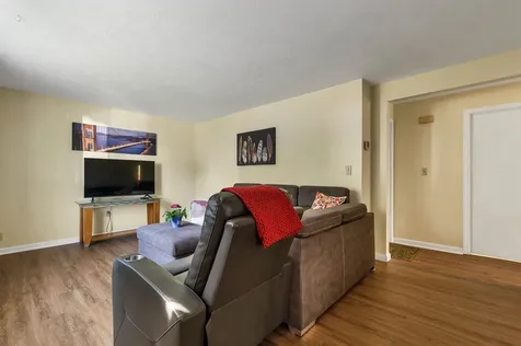 9 Mahogany Drive Nashua NH 03062