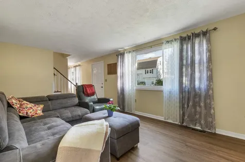 9 Mahogany Drive Nashua NH 03062