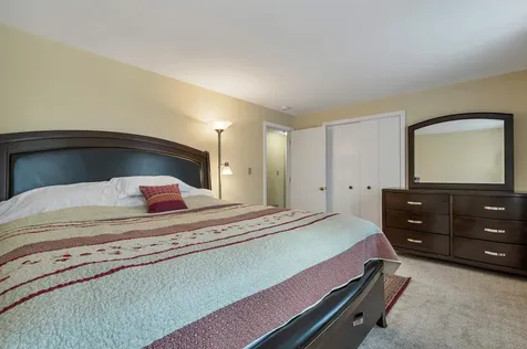9 Mahogany Drive Nashua NH 03062