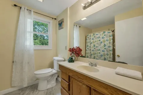 9 Mahogany Drive Nashua NH 03062