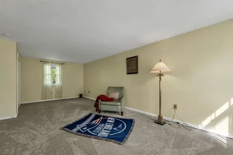 9 Mahogany Drive Nashua NH 03062