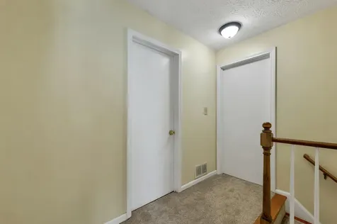 9 Mahogany Drive Nashua NH 03062