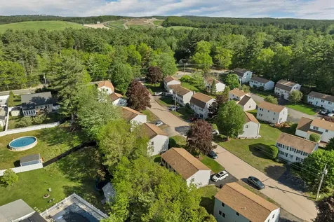 9 Mahogany Drive Nashua NH 03062