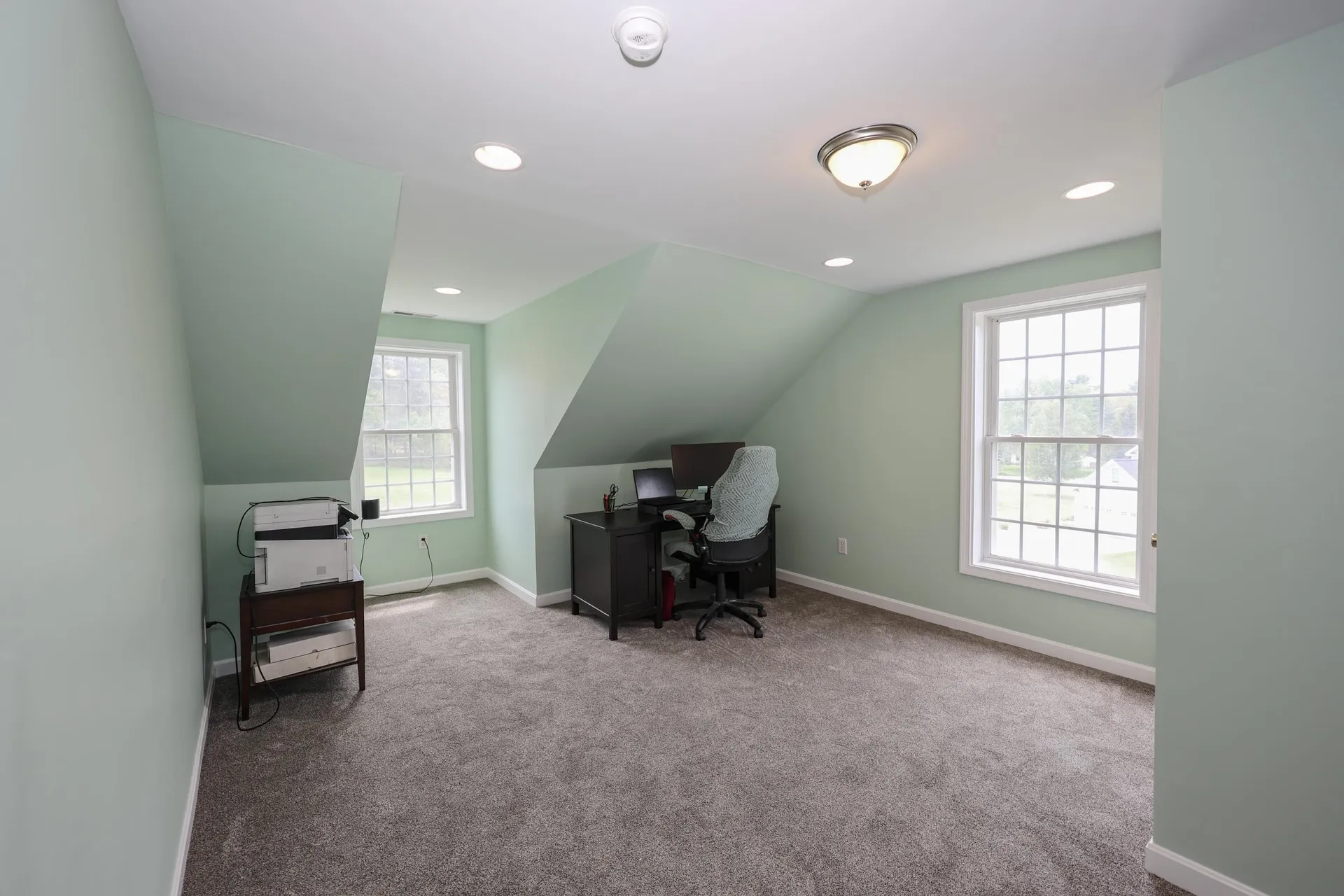 3 Checkerberry Lane Londonderry NH 03053