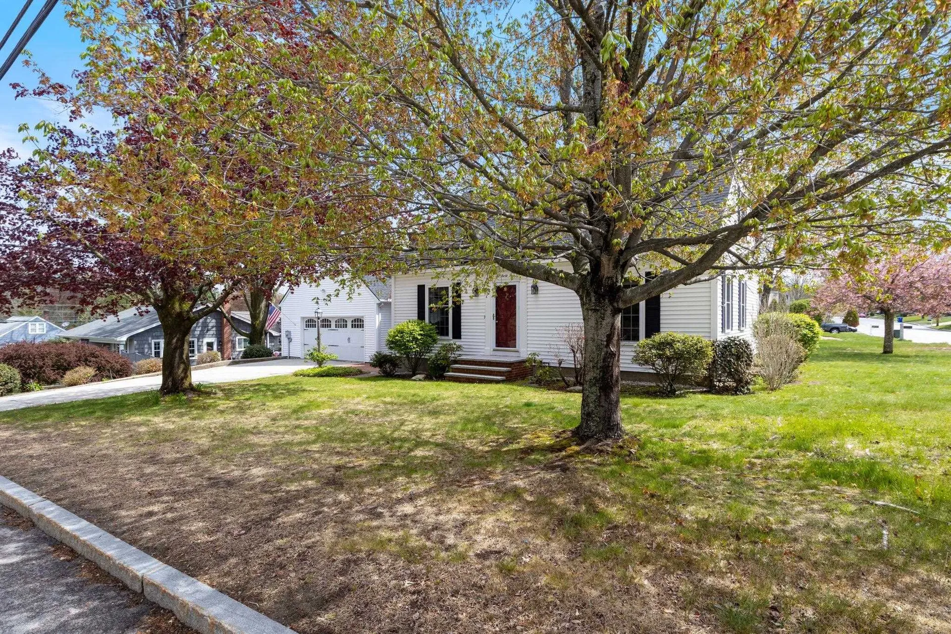 633 Fairfield Street Manchester NH 03104