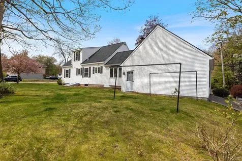 633 Fairfield Street Manchester NH 03104